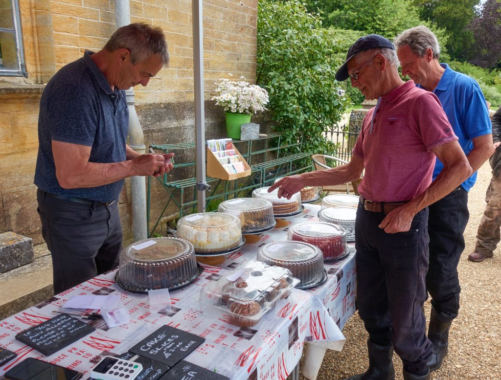 Photos from the Mid-Week Run June 2022